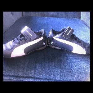 Child BMW puma sneakers like new